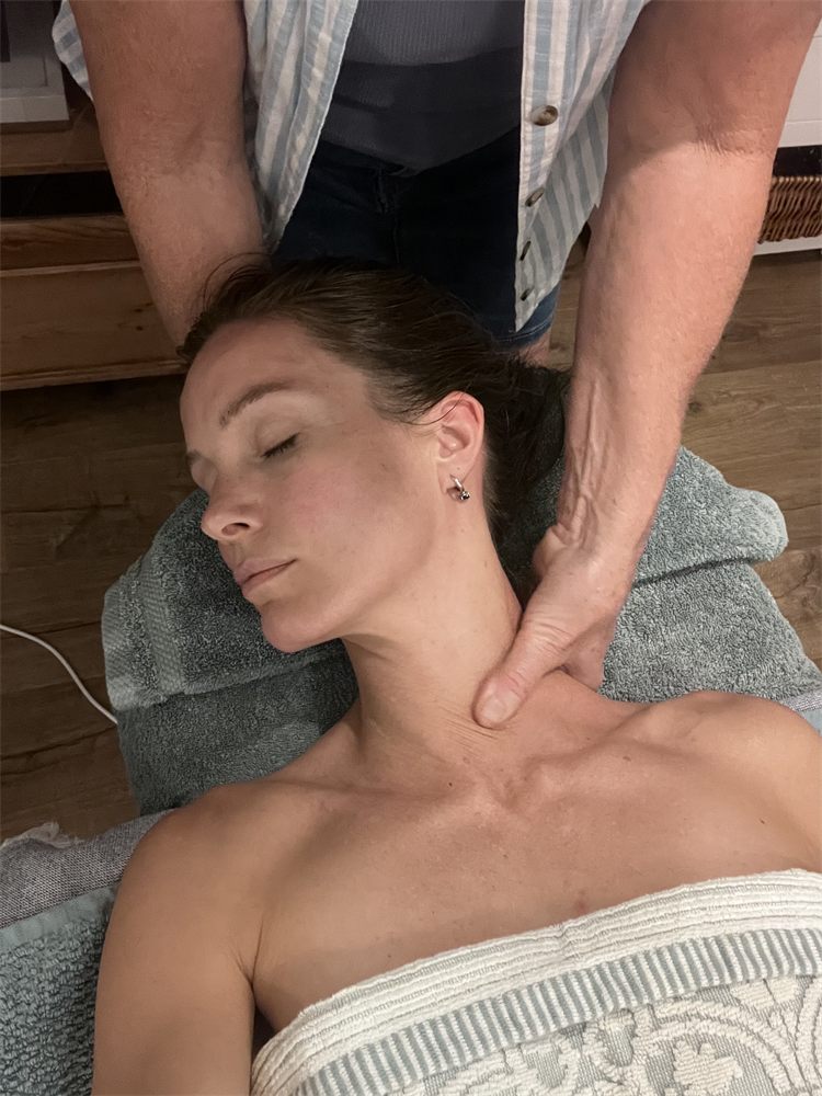 Deep tissue massage on the neck and shoulders
